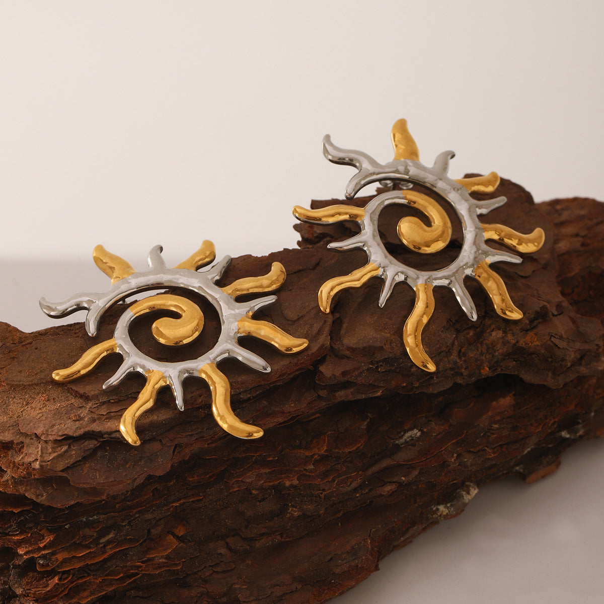 Wholesale Titanium Steel sun flame geometric earrings