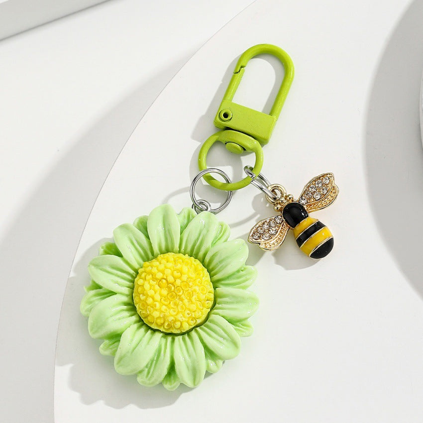 Wholesale Stylish Resin Sunflower Keychain,  Cute Phone Accessory for Everyday Use