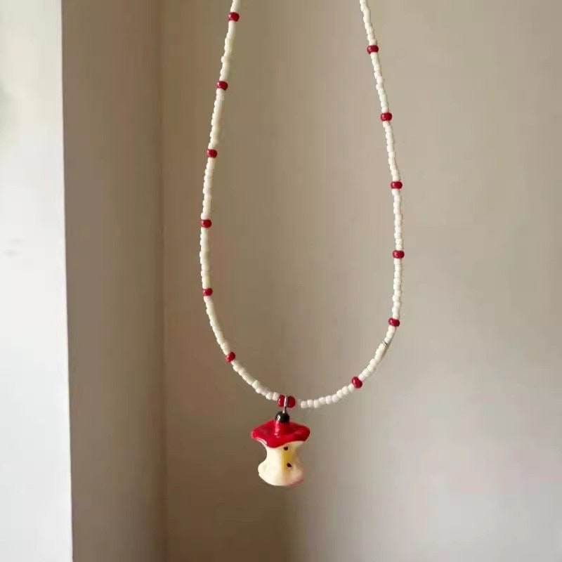 Wholesale  colorful small flower pendant clavicle chain