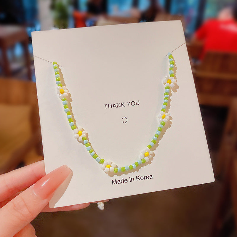 Wholesale  Acrylic Small Fresh Niche Design Flower Necklace