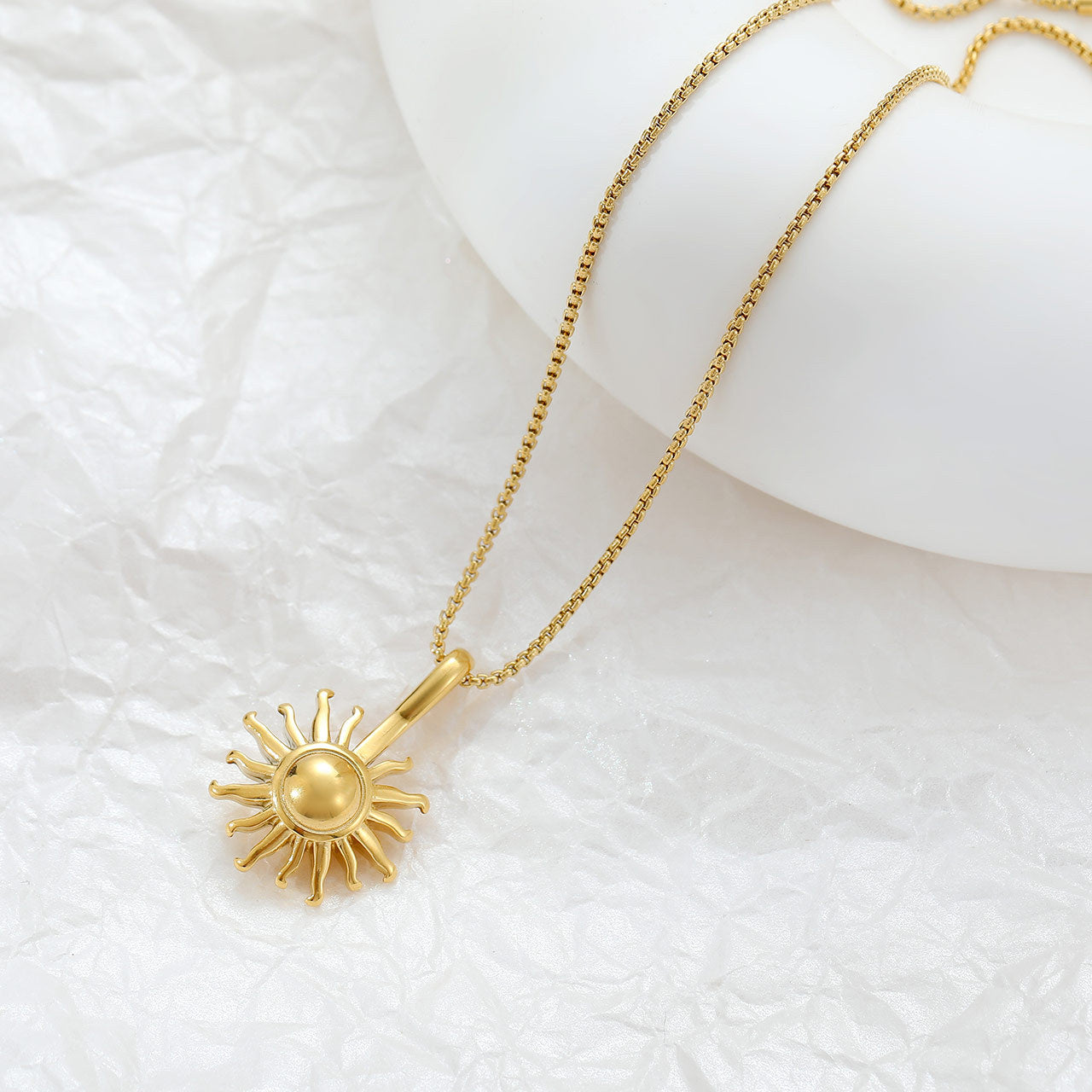 Wholesale Stainless Steel Sunflower Clavicle Necklace