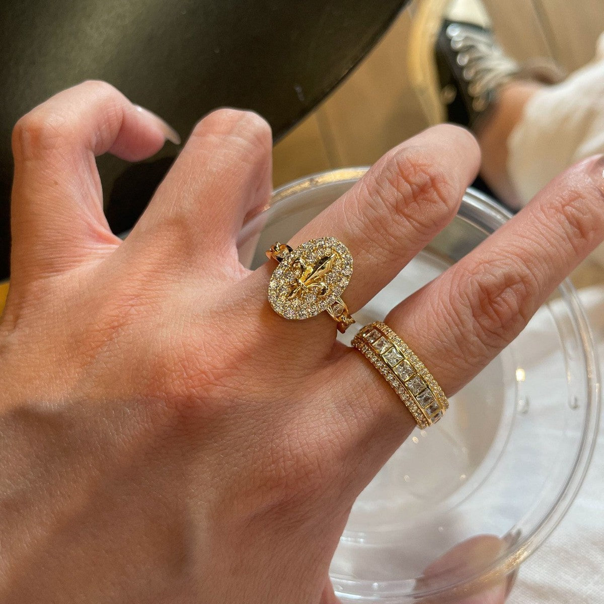 Wholesale Vintage Layered Gold-Plated Fashion Ring,  Retro Palace Style Jewelry Accessory for Everyday Wear