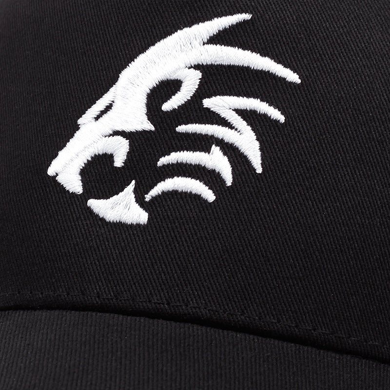 Wholesale Fashionable letter embroidered baseball cap