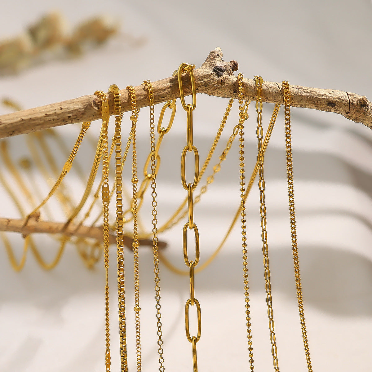 Wholesale Titanium Steel 18K plain chain necklace women O-chain clavicle chain accessories