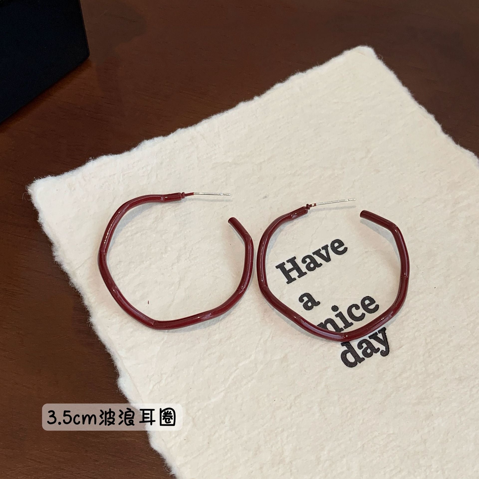 Wholesale retro encora red heart circle large earrings female silver needle