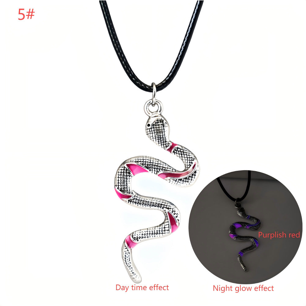 Wholesale Luminous Snake Necklace Zinc Alloy Vintage Pendant