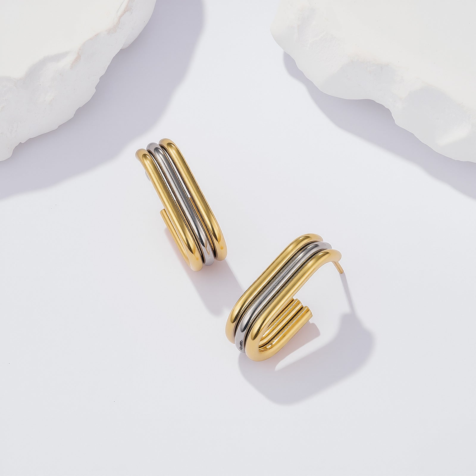 Stainless steel women's vintage gold-plated earrings