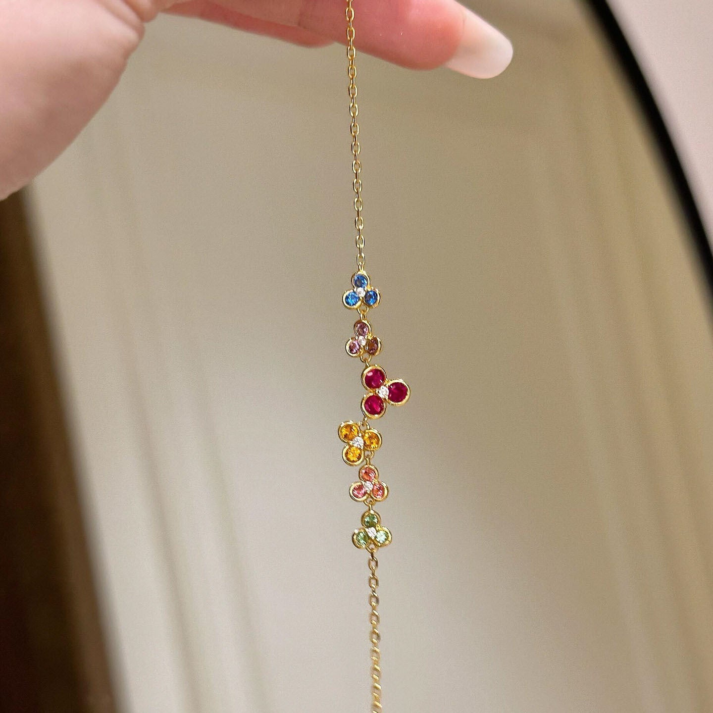 Wholesale Exquisite and Versatile Gemstone Flower Bracelet