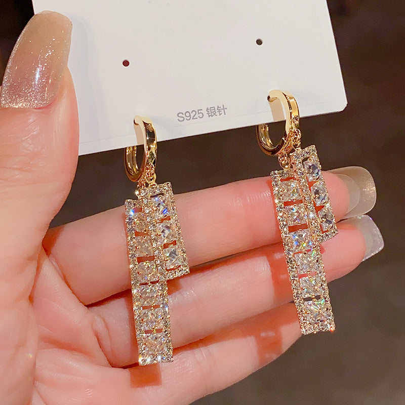 Wholesale  Exquisite Shiny Smart Elegant Women' s Earrings