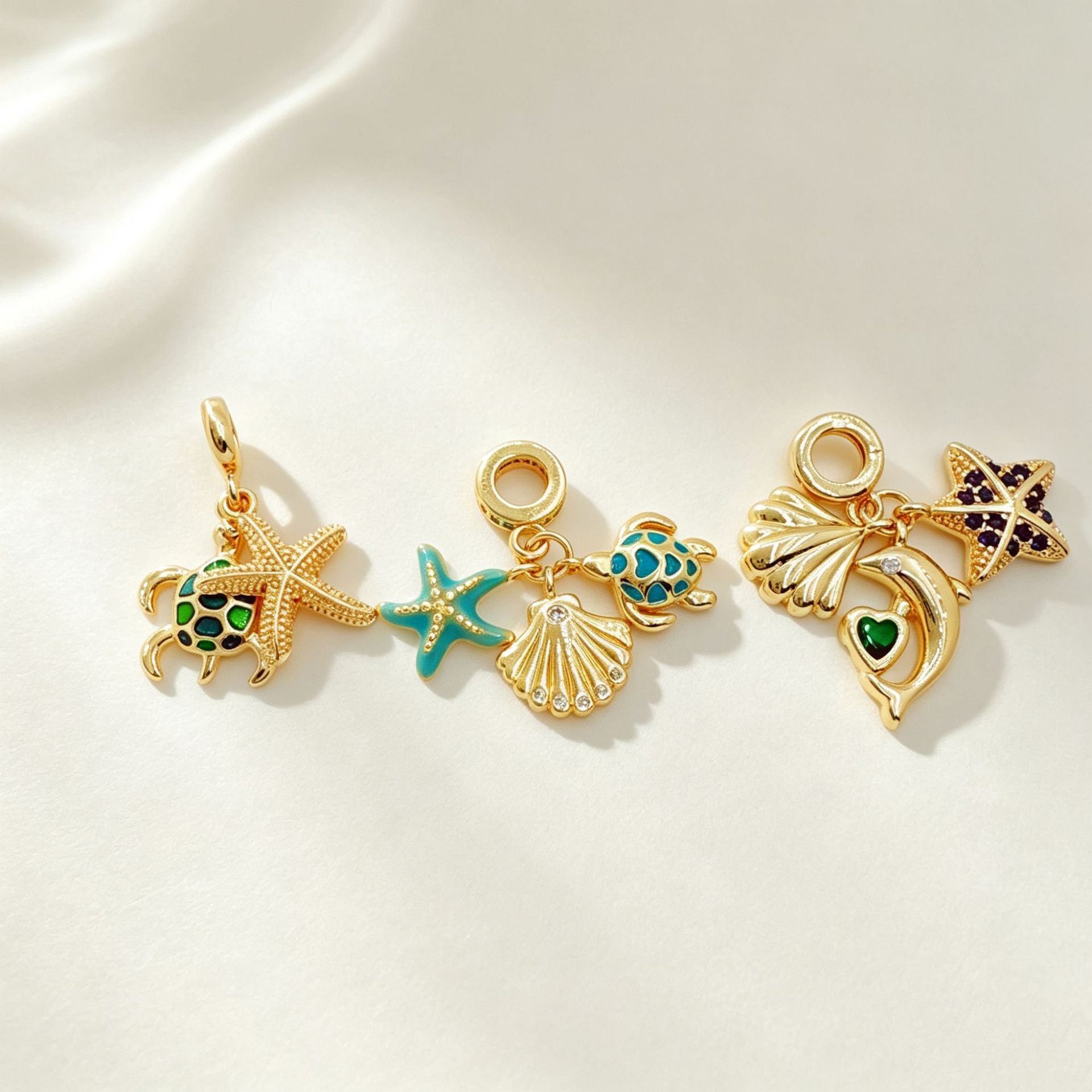Wholesale Gold Plated Copper Ocean Themed Large Hole Pendant Bead Bracelet Everyday Jewelry Accessory