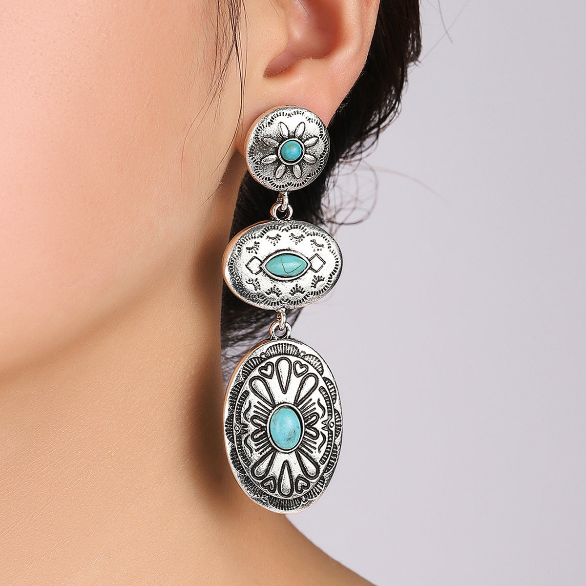 Wholesale retro Western wind turquoise oval earrings