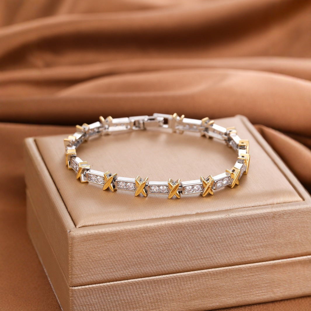 Wholesale Modern Geometric Zircon Bracelet,  Copper Gold Electroplated,  Jewelry Accessory for Women