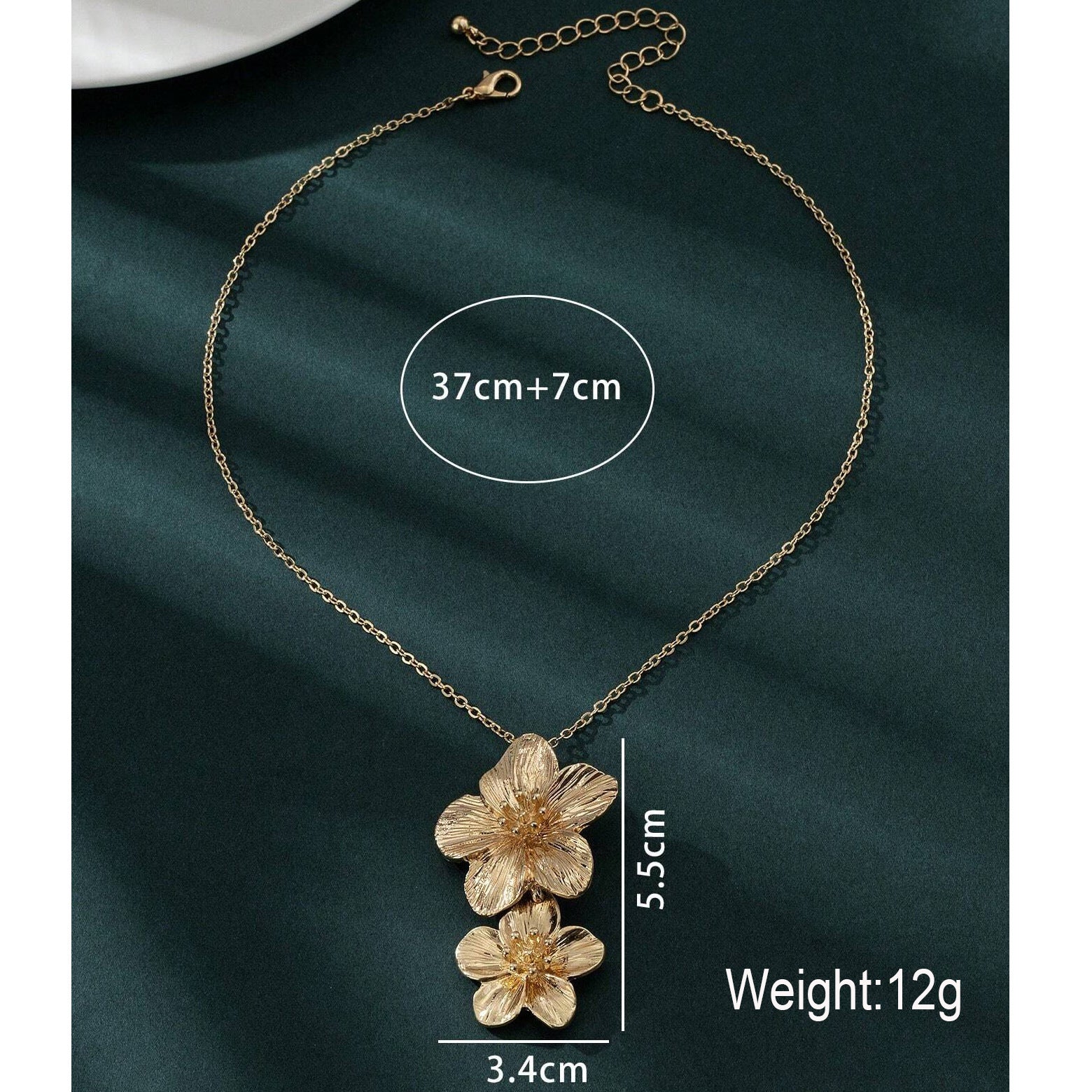 Wholesale flower pendant  elegant petal collarbone chain necklace