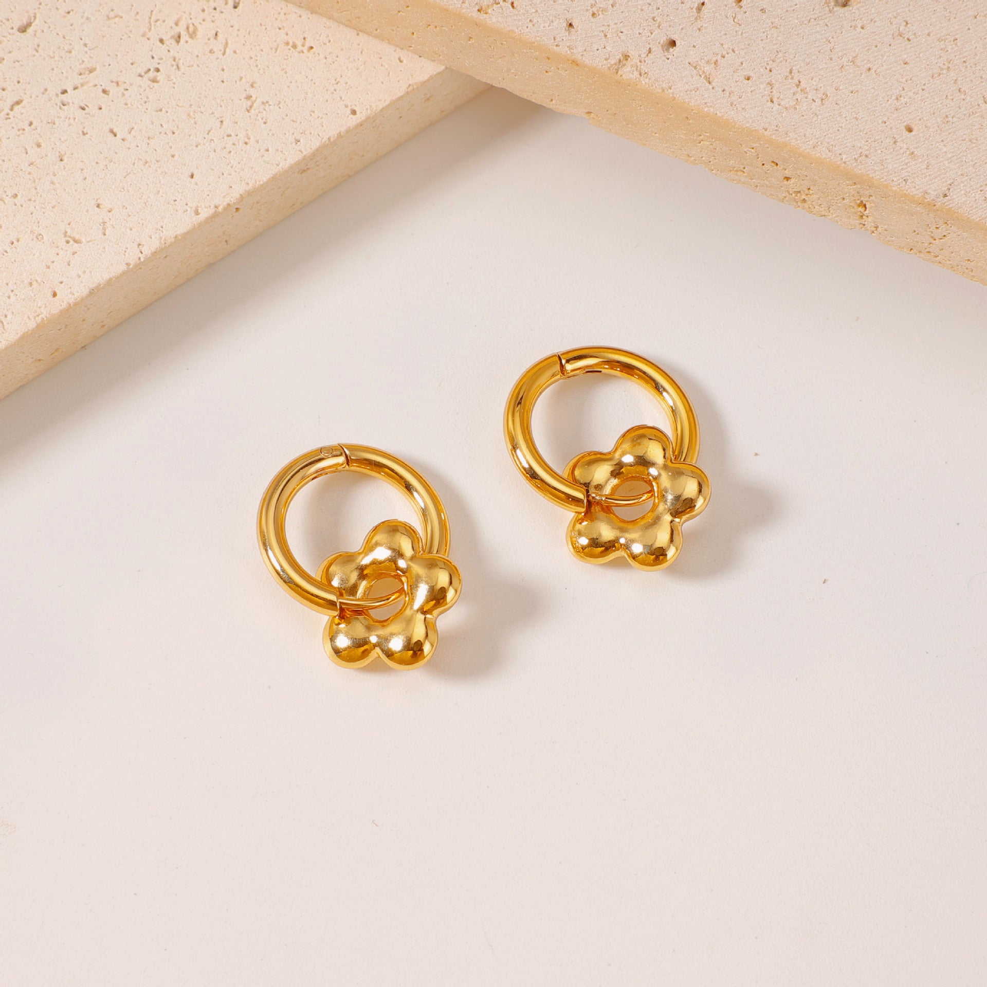 Wholesale Stainless Steel Titanium Steel Gold Light Luxury Earrings