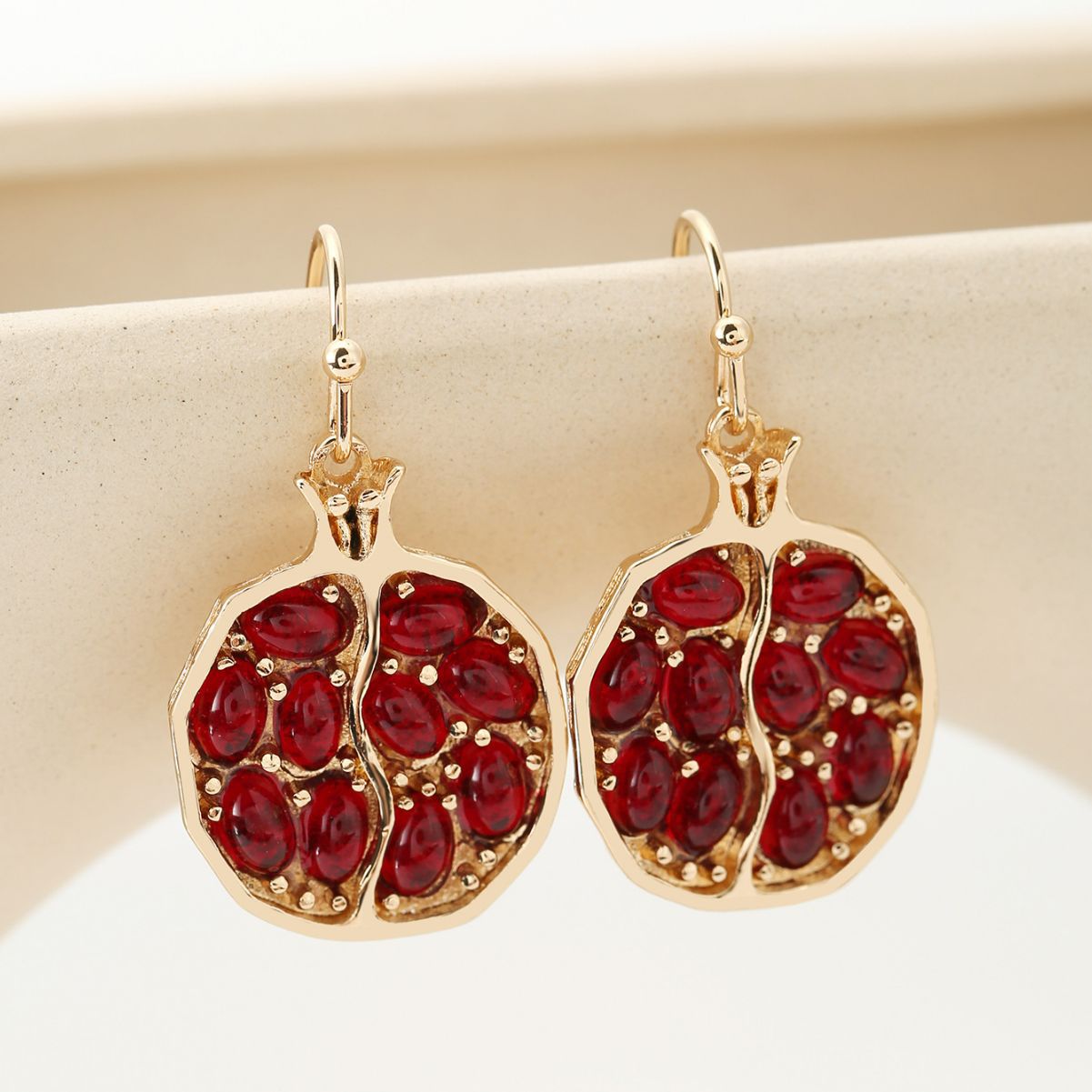 Wholesale Bohemian Red Pomegranate Drop Earrings Gold Zinc Alloy Jewelry Accessory