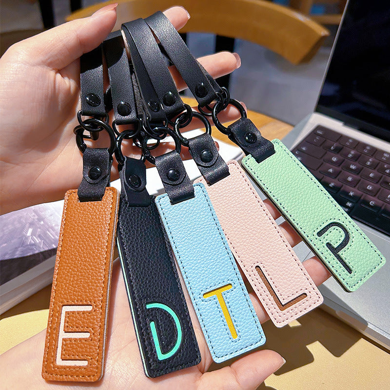 Wholesale Leather 26 Letter Keychain Chic Car Key Accessory Decorative Bag Charm