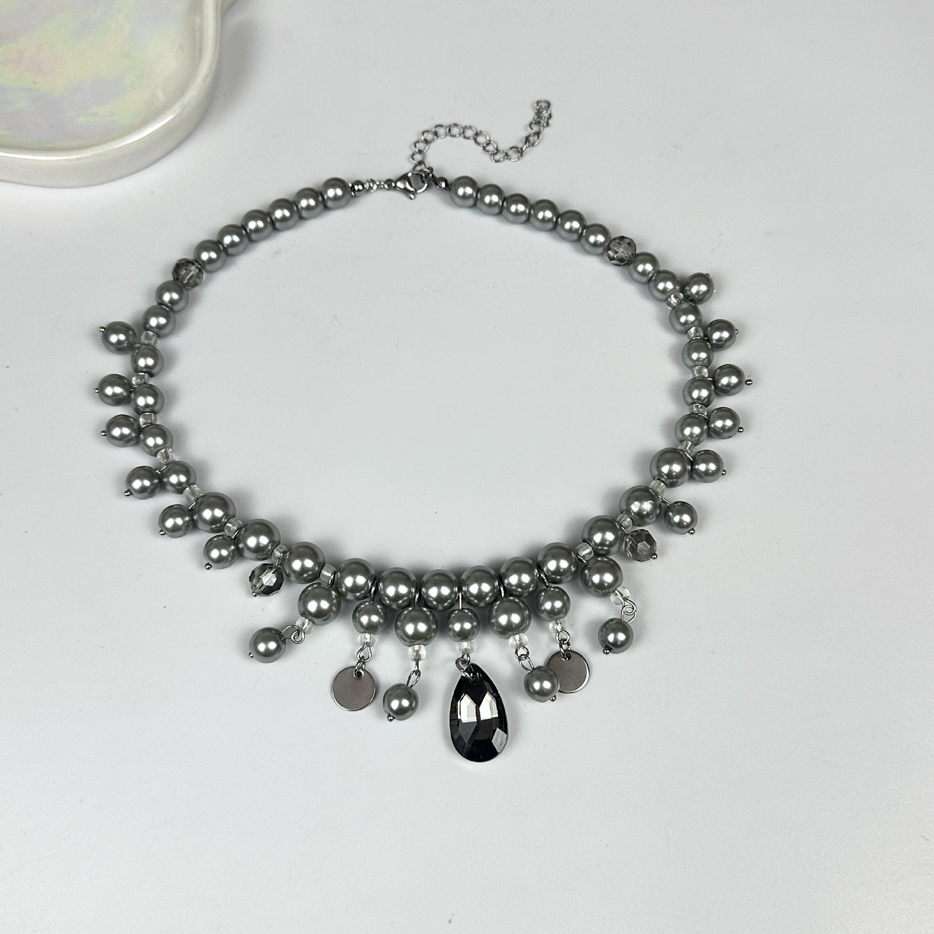 Wholesale Water drop contrast pearl necklace