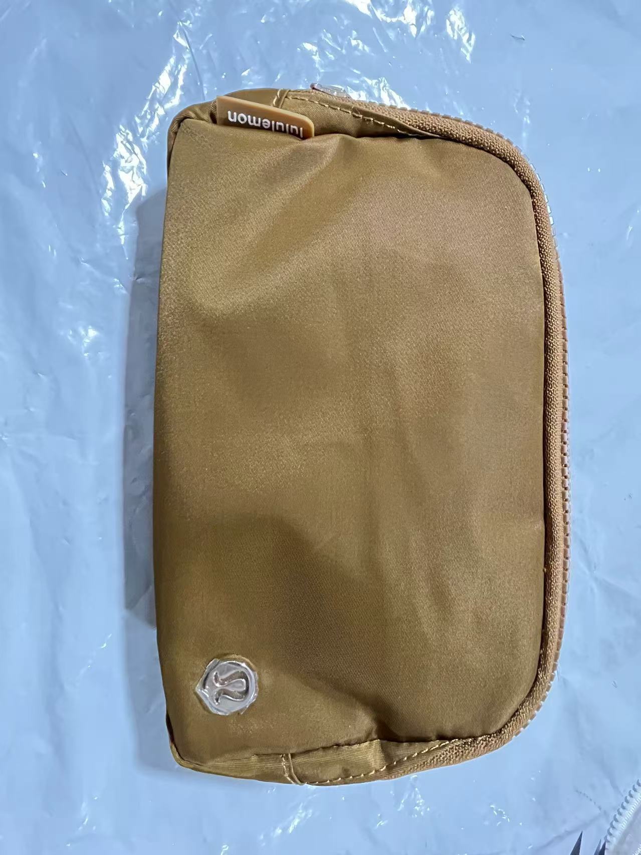 Wholesale multi-functional waist bag large capacity chest bag belt bags