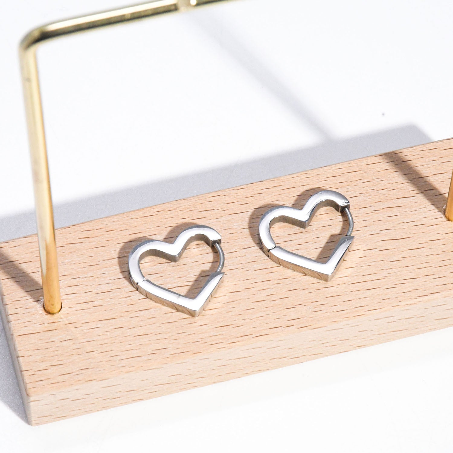Wholesale stainless steel love geometric earrings