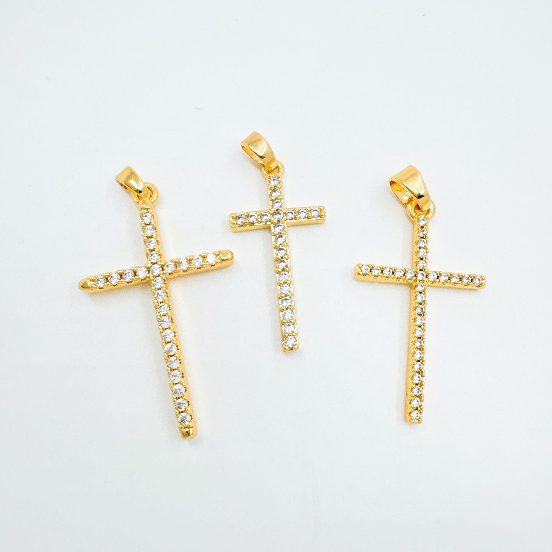 Wholesale Gold Plated Cross Necklace with Zircon Inlay,  Fashion Accessory for Women