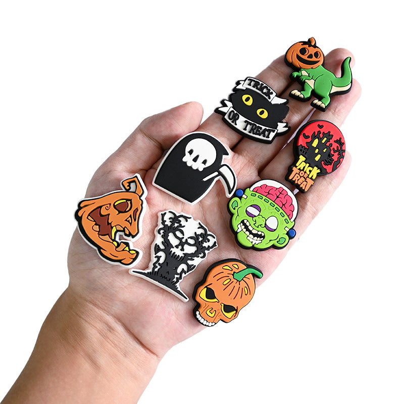 Wholesale Random 100pcs Halloween PVC Soft Rubber Shoe Buckle Decoration ACC-SC-RYY071