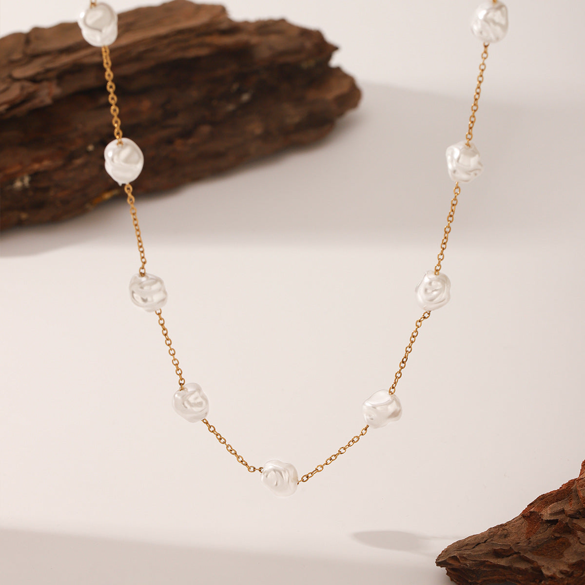 Wholesale Pearl Necklace Stainless Steel 18K Gold Irregular Pearl Necklace