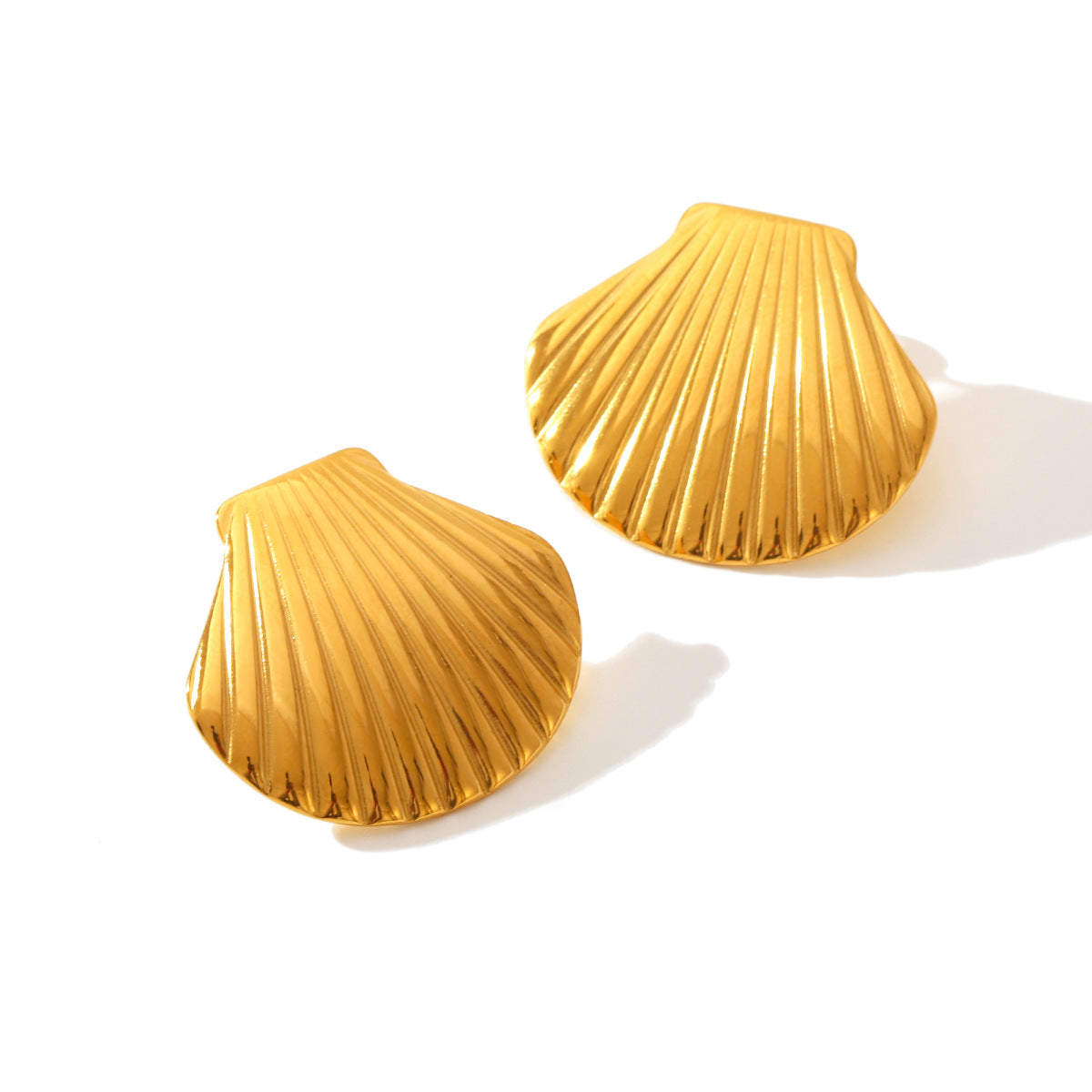 Wholesale marine series shell titanium steel beach style advanced personality earrings