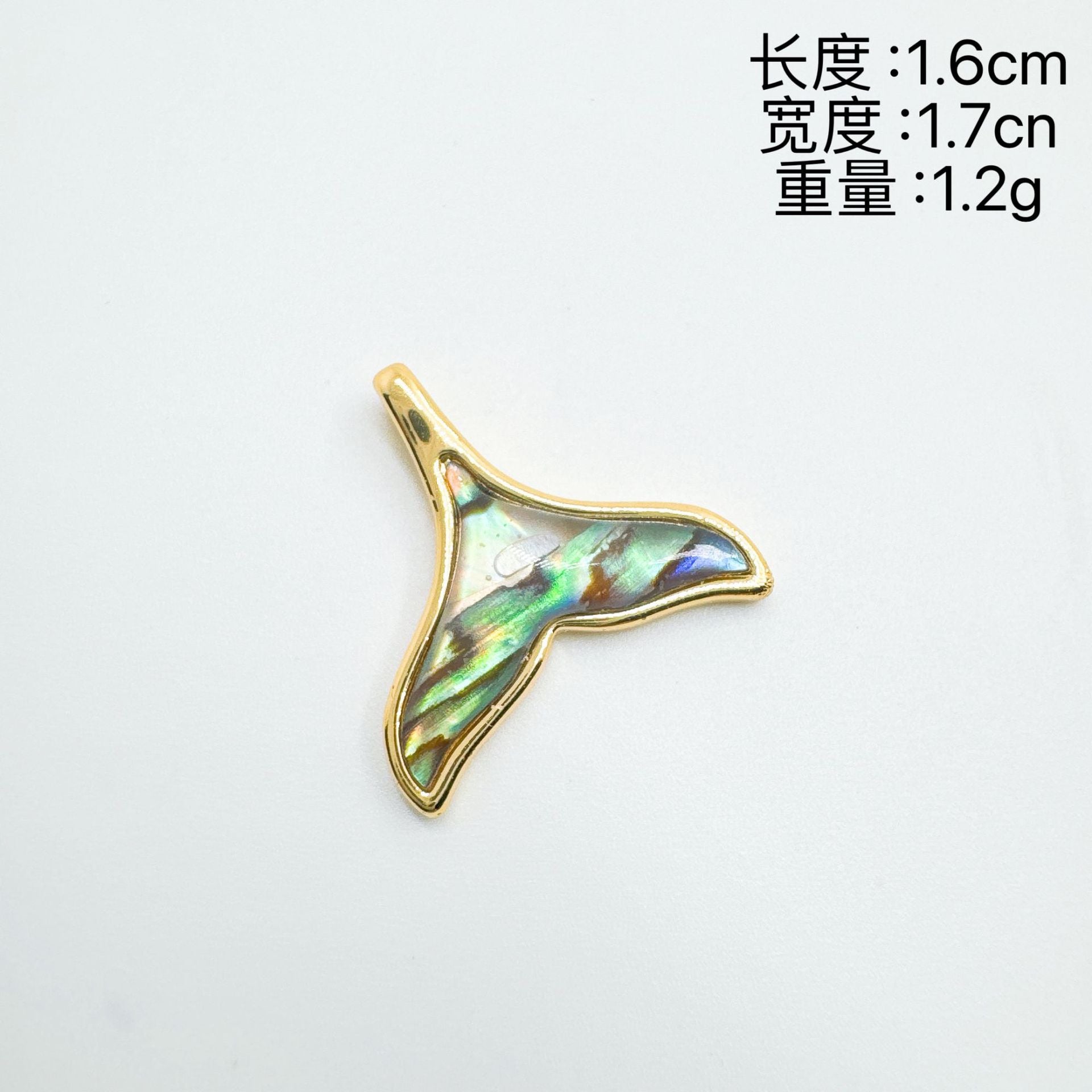 Wholesale Ocean Series Fish Tail Dolphin Gold Plated Pendant Necklace Fashion Jewelry Accessory Gift for Women