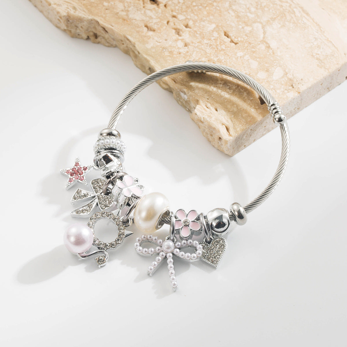 Wholesale Trendy Black Alloy Pearl Rhinestone Bow Star Pendant Charm Bracelet Jewelry Accessory Boutique Resale