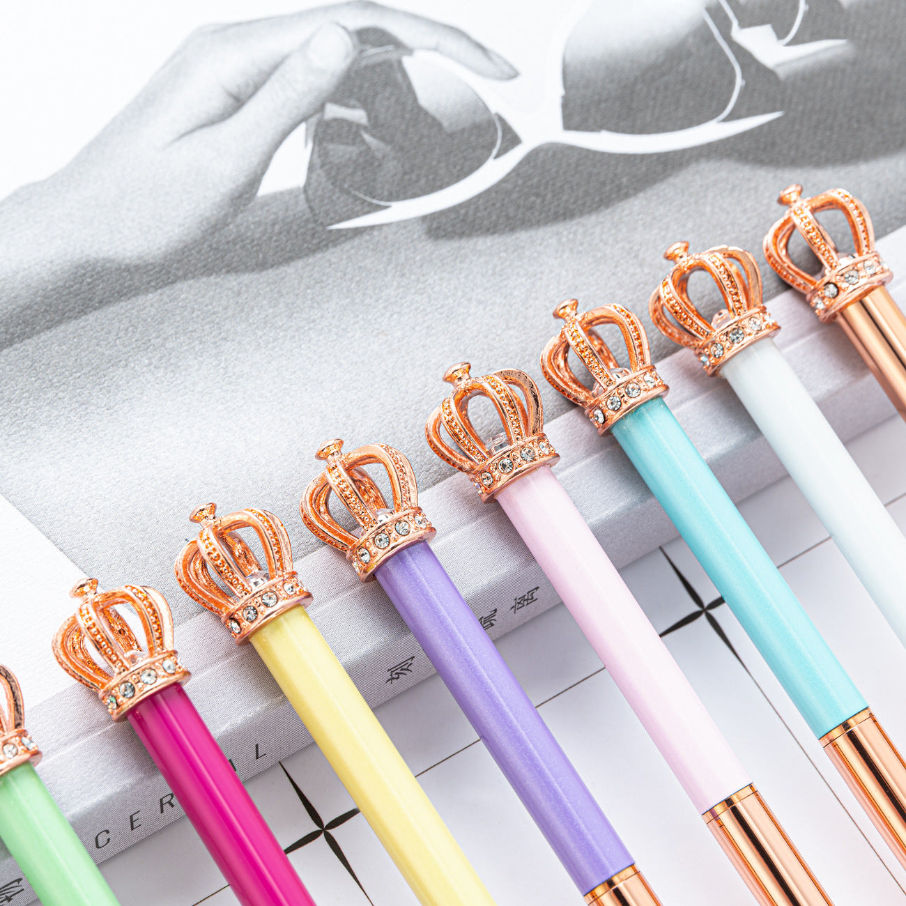 Wholesale Crown Ballpoint Pen  Cartoon Shape Ballpoint Pen
