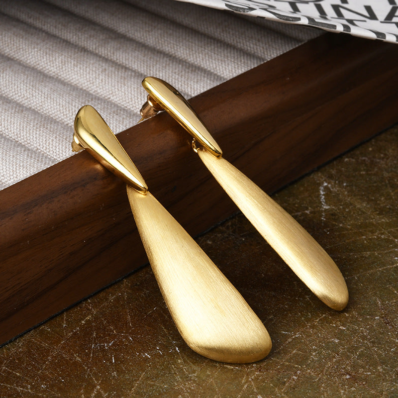 Wholesale  Drop Earrings  Light Luxury High-end Sense Earrings