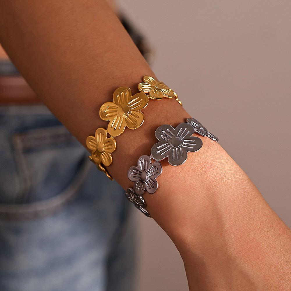 Wholesale Stainless Steel  Flower Hollow Opening Bracelet