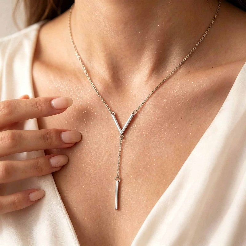 Wholesale Chic Gold Alloy Tassel Necklace Geometric Collarbone Chain Jewelry Accessory For Women Everyday Boutique Resale