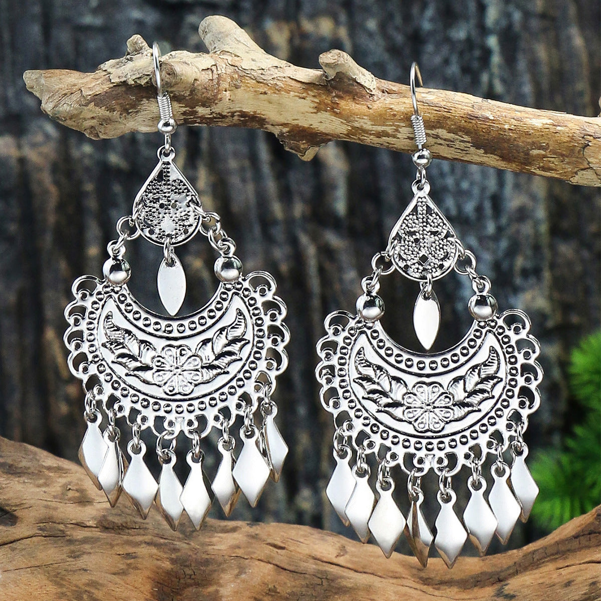 Wholesale Bohemian Ethnic Tassel Earrings Alloy Distressed Design,  Everyday Gift