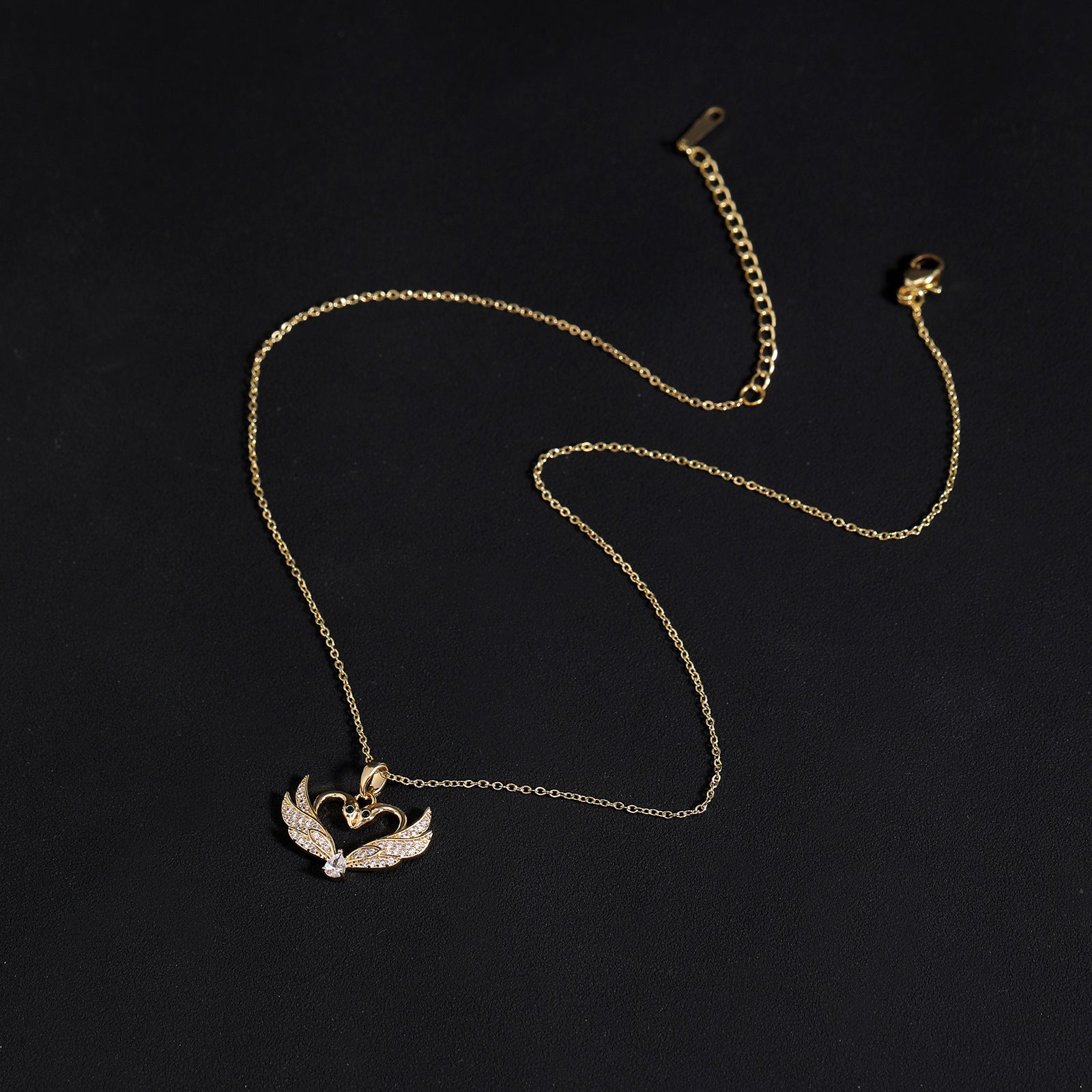Wholesale Trendy Two Swan Pendant Necklace Copper Zircon Animal Shape Charm Layering Jewelry Boutique Resale
