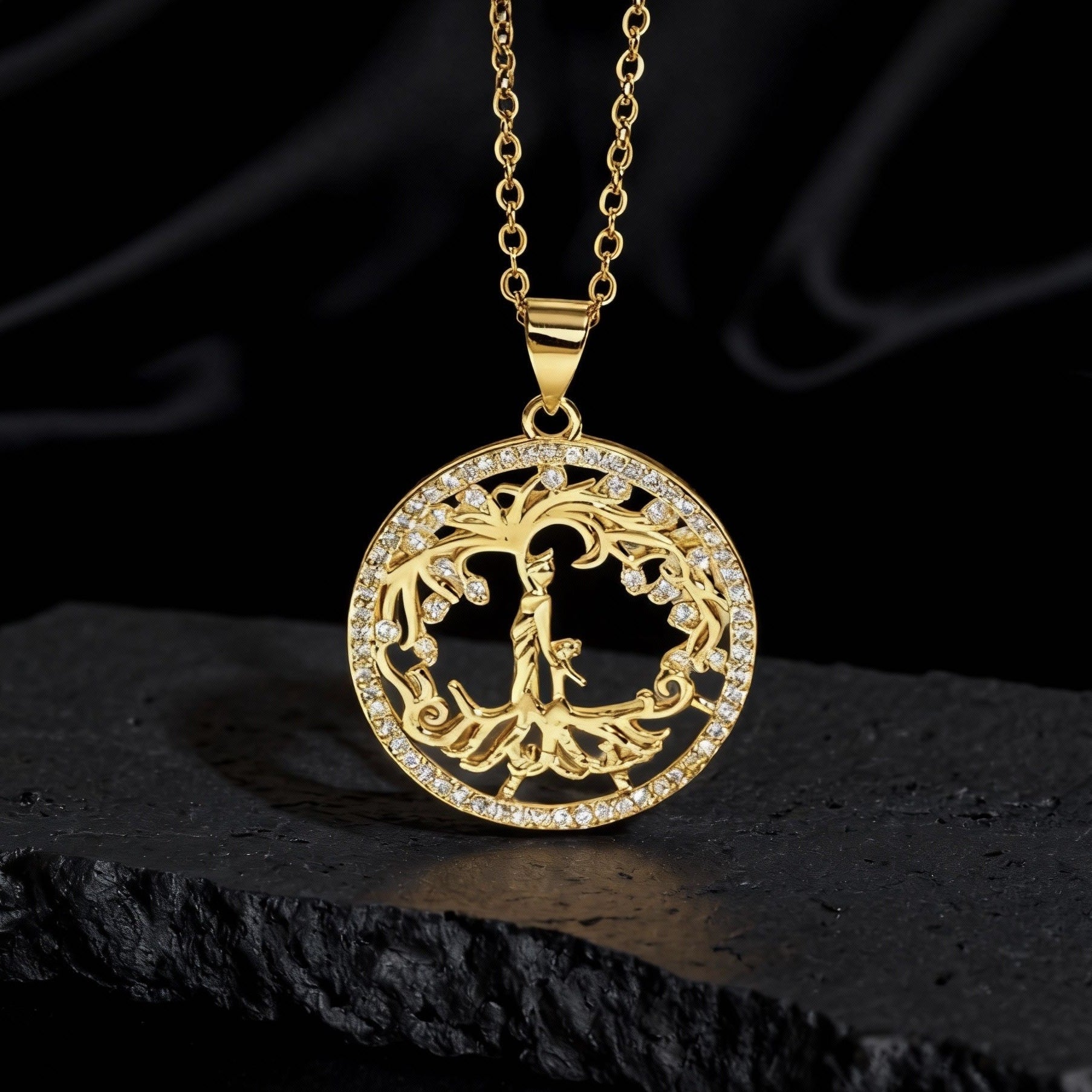Wholesale Copper Tree Of Life Hollow Pendant Necklace For Women Chic Collarbone Chain Stylish Jewelry Accessory For Gift And Resale