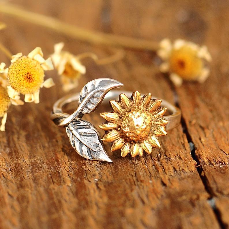 Wholesale Sunflower Split Color Engraved Ring You Are My Sunshine Fashion Jewelry Accessory for Everyday Wear and Gift
