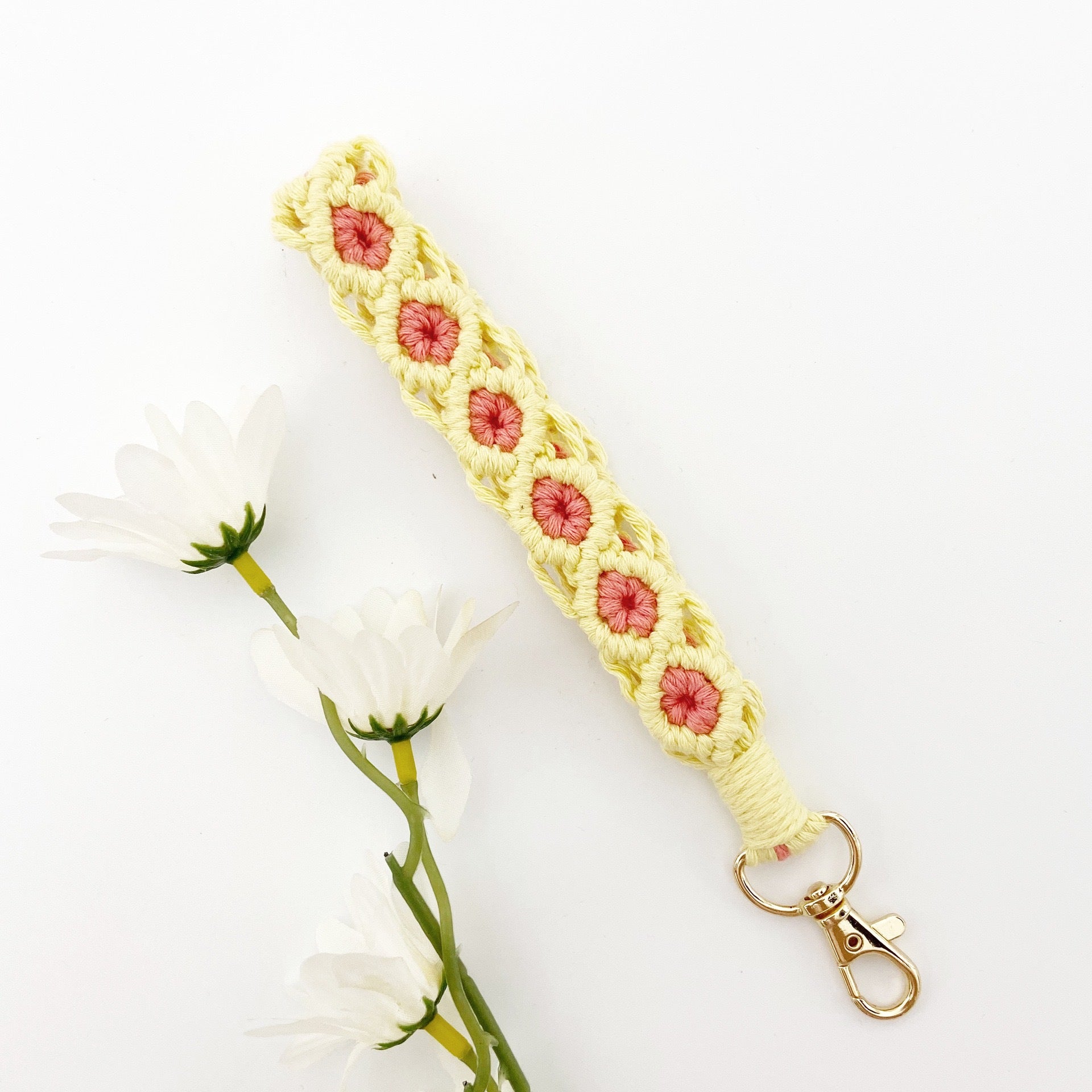 Wholesale Flower Rose Hand-woven Keychains Lanyard Keychain ACC-KC-Huaien003