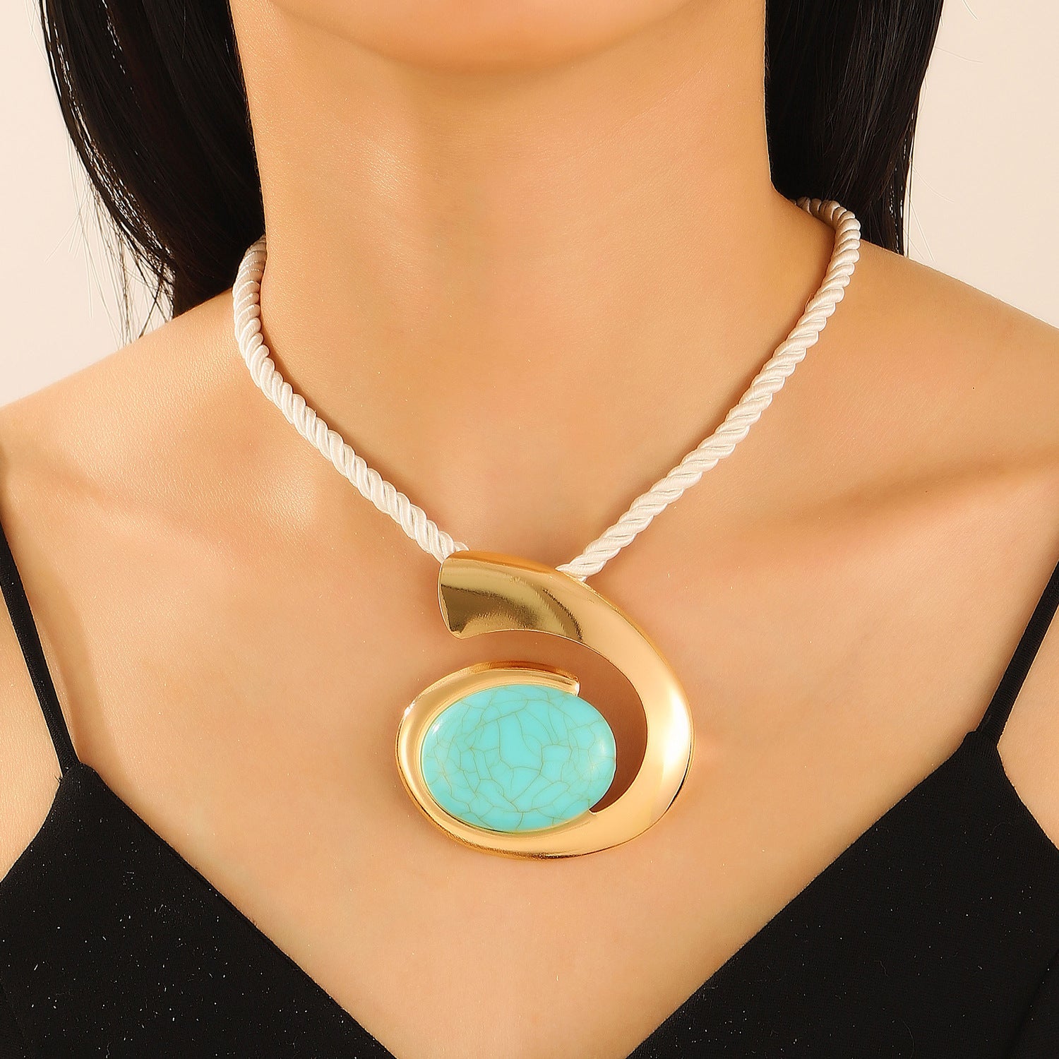 Wholesale Bohemian Turquoise Pendant Necklace - Alloy Electroplated Retro Snail Heart Charm,  Fashion Accessory
