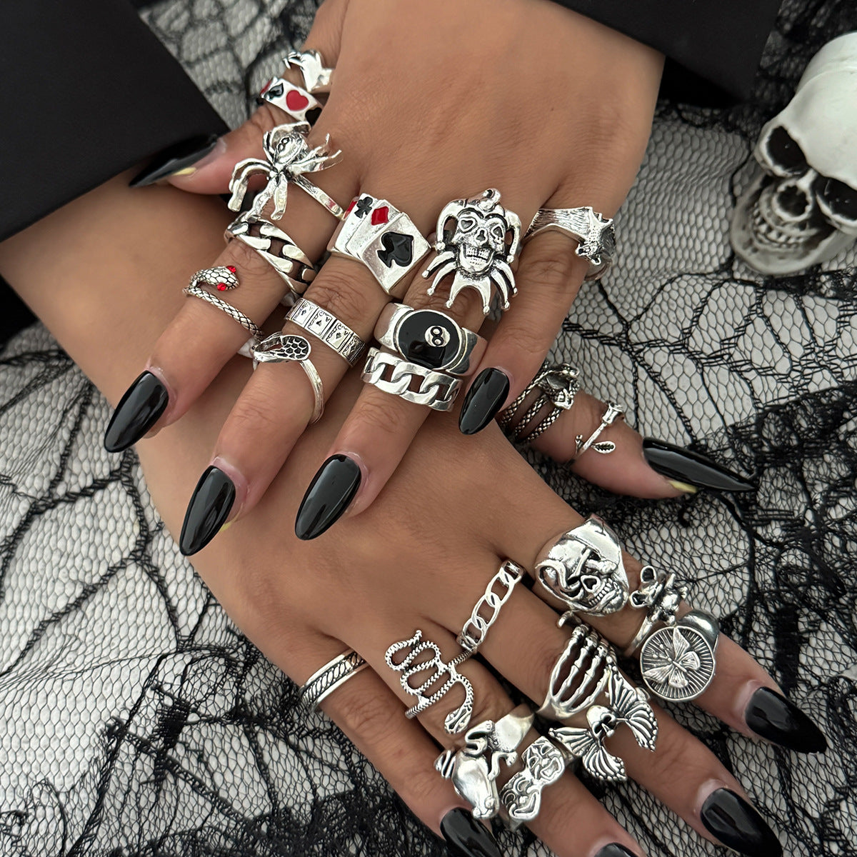 Wholesale Alloy Antique Silver Ring Set  Gothic Snake Bat Motif Fashion Accessory
