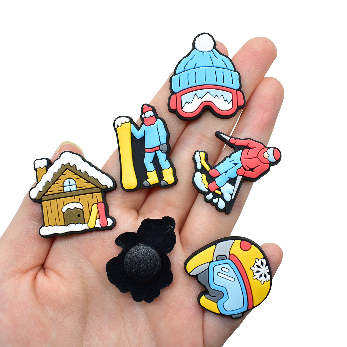 Wholesale  Random 100pcs ski series PVC Soft Rubber Shoe Buckle Decoration