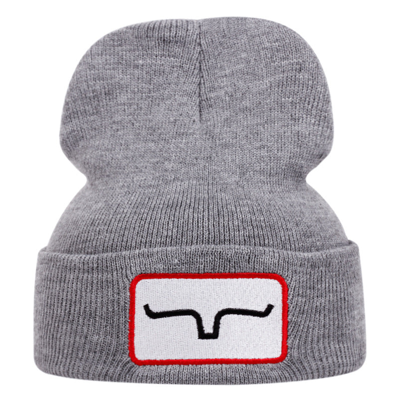 Wholesale Ox Horn Embroidery Geometric Knitted Beanie Hat ACC-HT-JingKun018