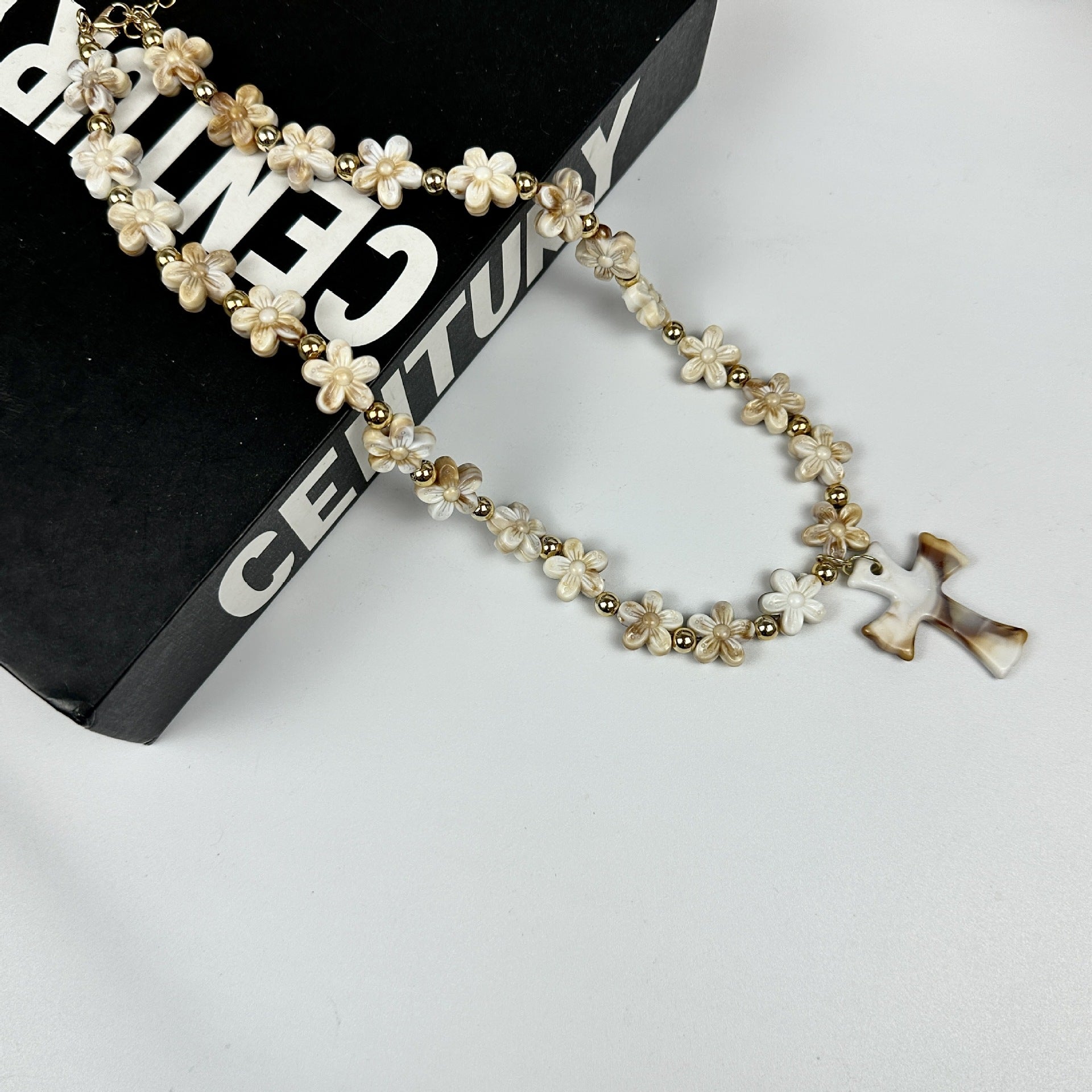 Wholesale Alloy Cross Pendant Necklace