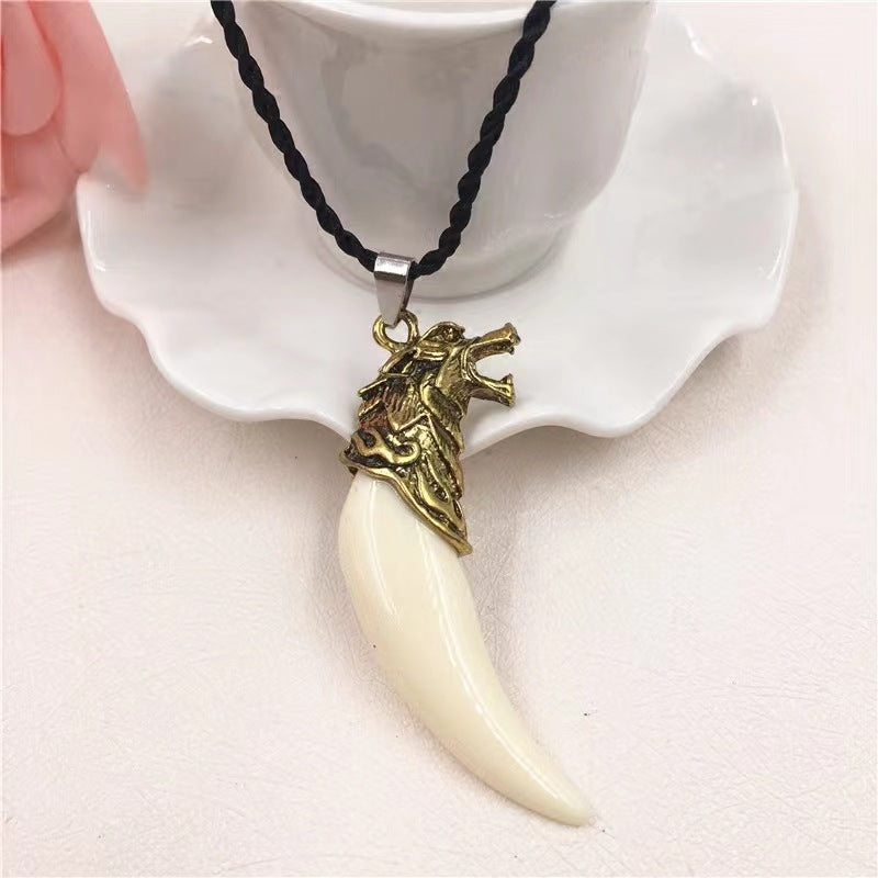 Wholesale wolf tooth pendant  necklace
