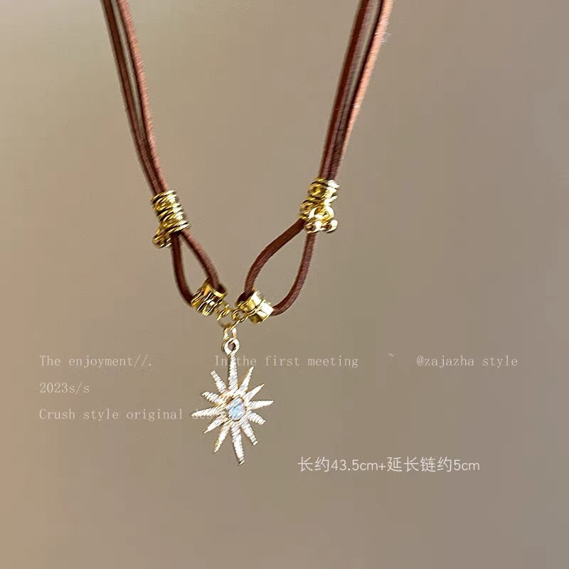 Wholesale Mixed Alloy Retro Bohemian Star Choker Necklace Layering Jewelry for Women