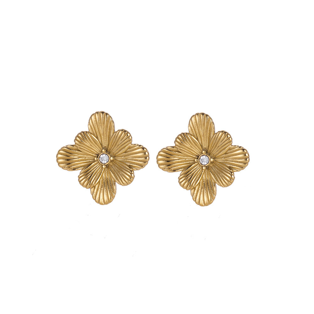 Wholesale retro  titanium steel fashion ladies flower earrings
