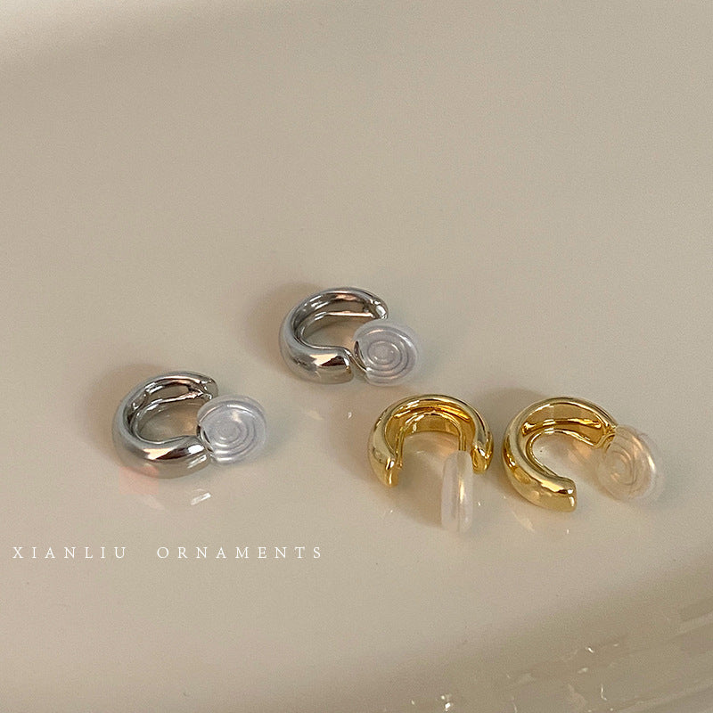 Wholesale Simple Elegant Ear Cuffs for Women Without Piercings - Fashion Accessory Gift for Party or Everyday Wear