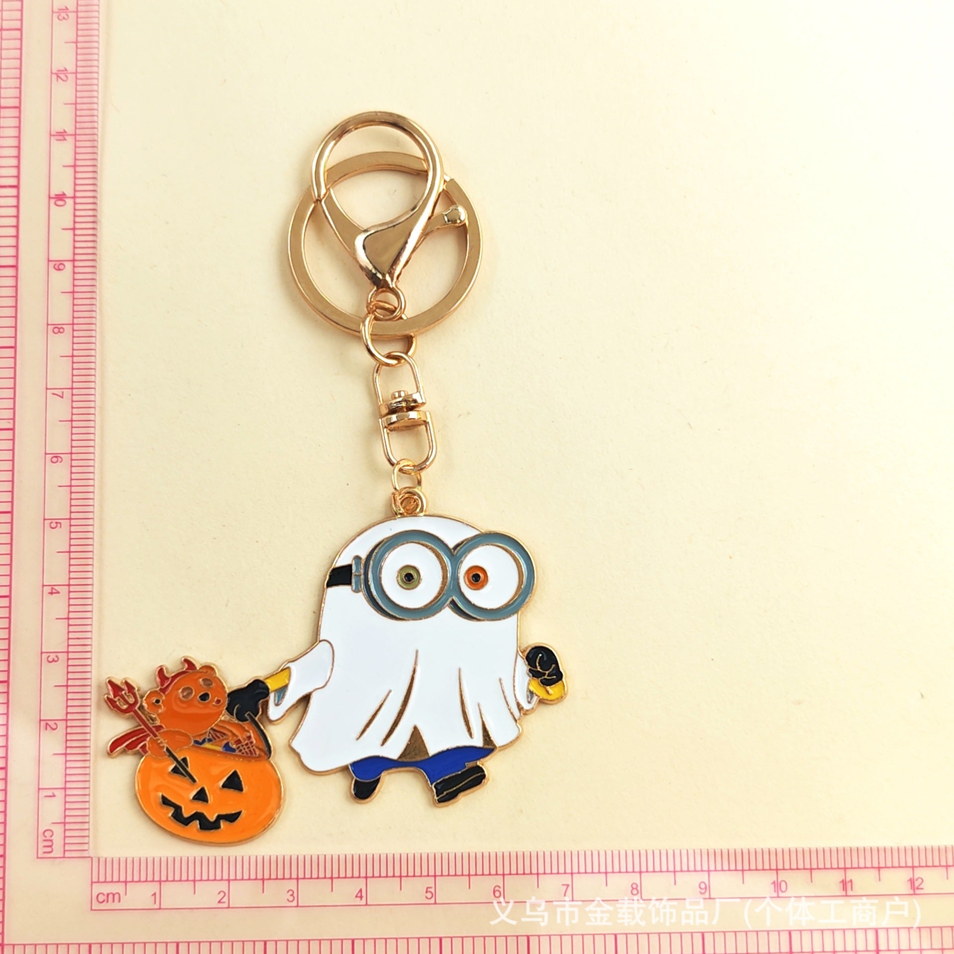 Wholesale  Design Metal Keychain Decorative Accessory for Bag and Gifts