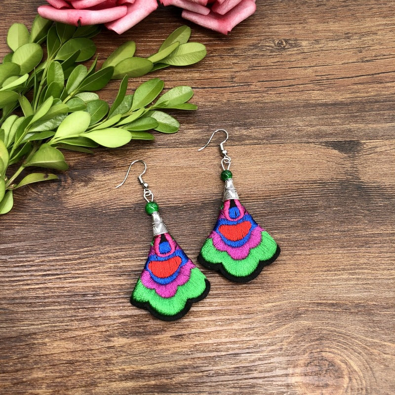 Wholesale Hand Embroidery Vintage Ethnic Style Fabric Earrings Flower Tassels ACC-ES-Luox008