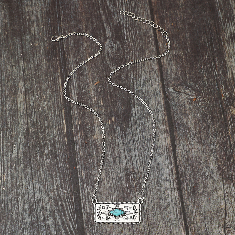 Wholesale Bohemian Geometric Turquoise Alloy Pendant Necklace Fashion Accessory
